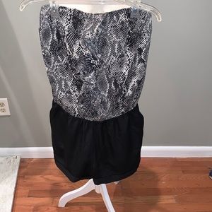 Express Woman’s Romper